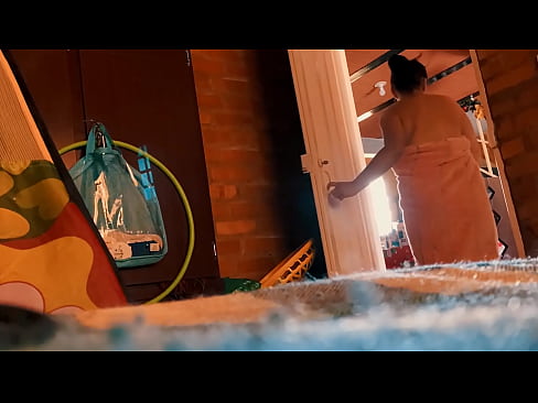 ❤️ Stric me prati pod tuš, ševi me dok se tuširam. ❌ Porno kod nas ️❤